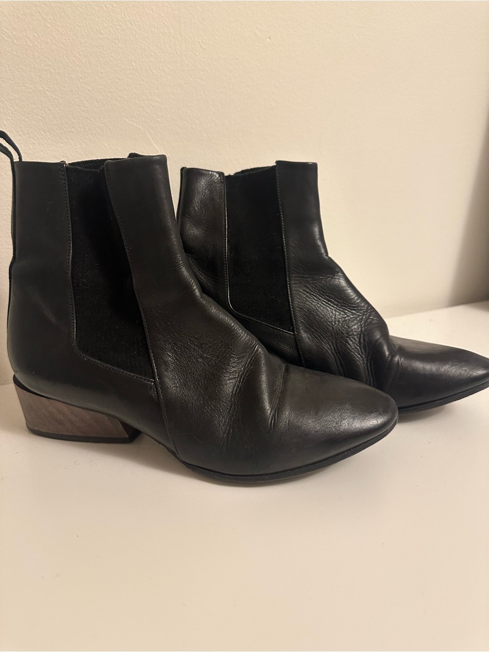 Cocliclo Black Women’s Leather Ankle Boots
